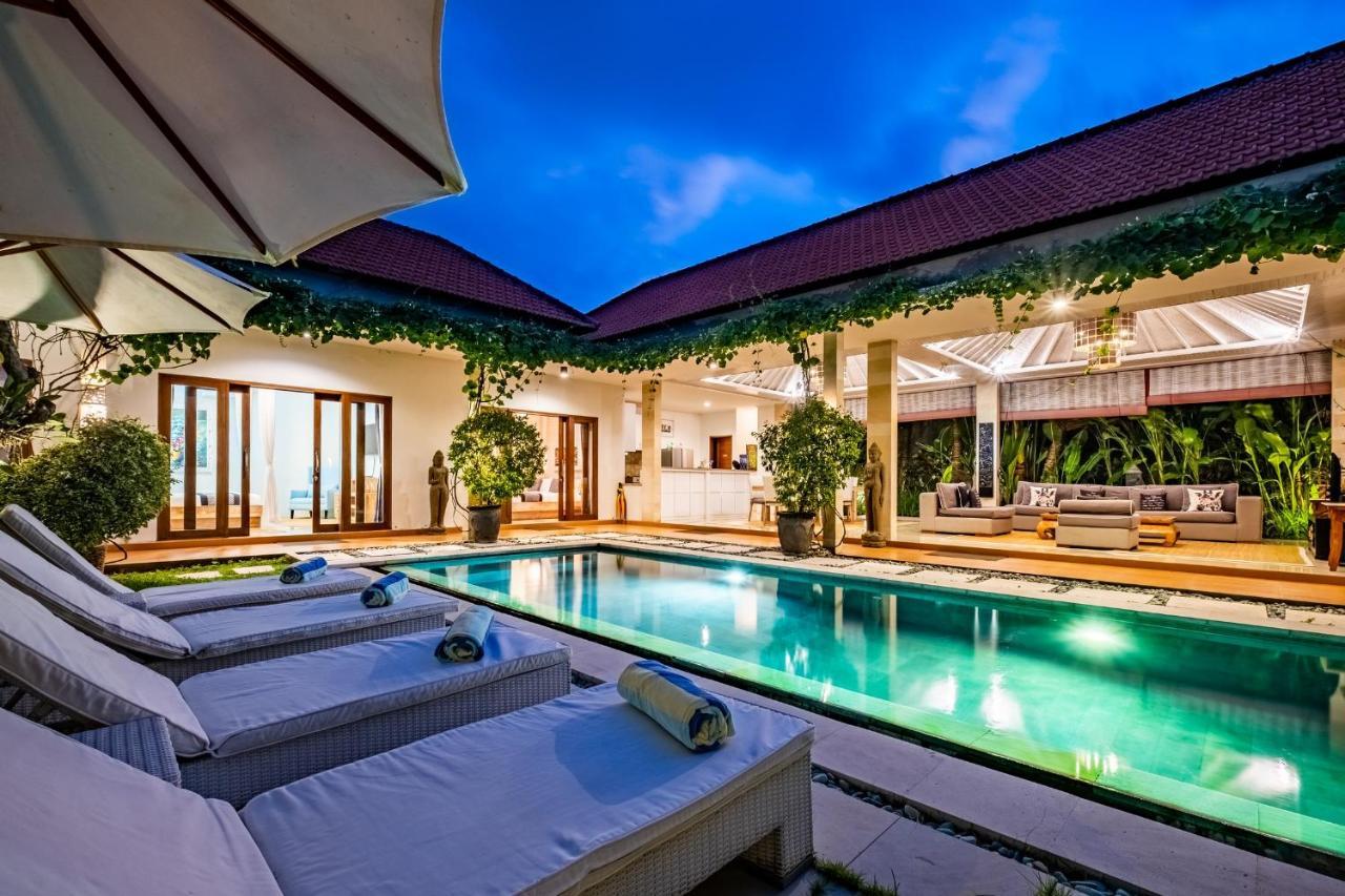 Central Seminyak Villa Martini Kültér fotó