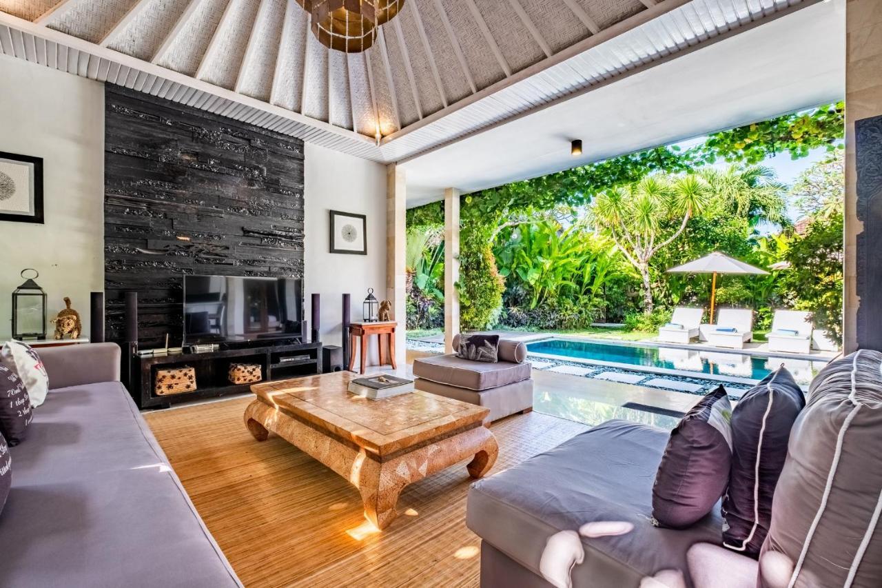 Central Seminyak Villa Martini Kültér fotó